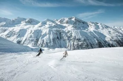 Skiing in Gurgl. Credit Ötztal Tourismus and Roman Huber
